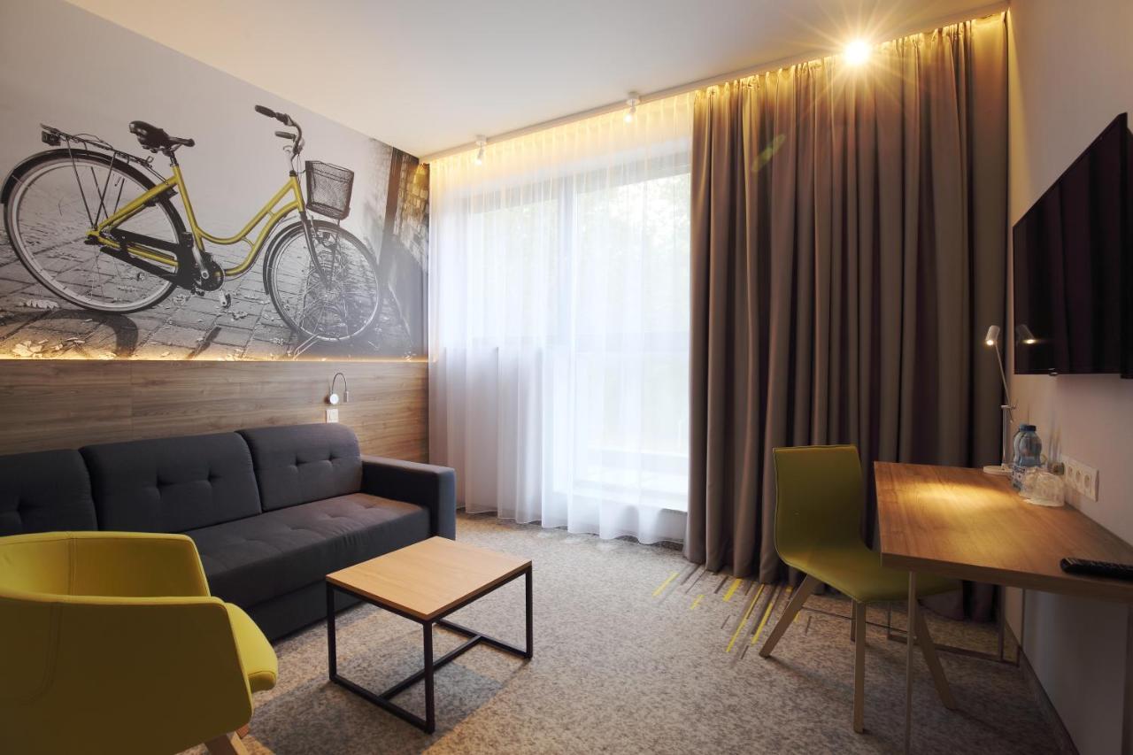 Active Hotel Wrocław Buitenkant foto
